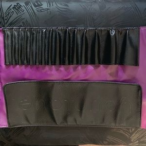 Younique makeup brush roll